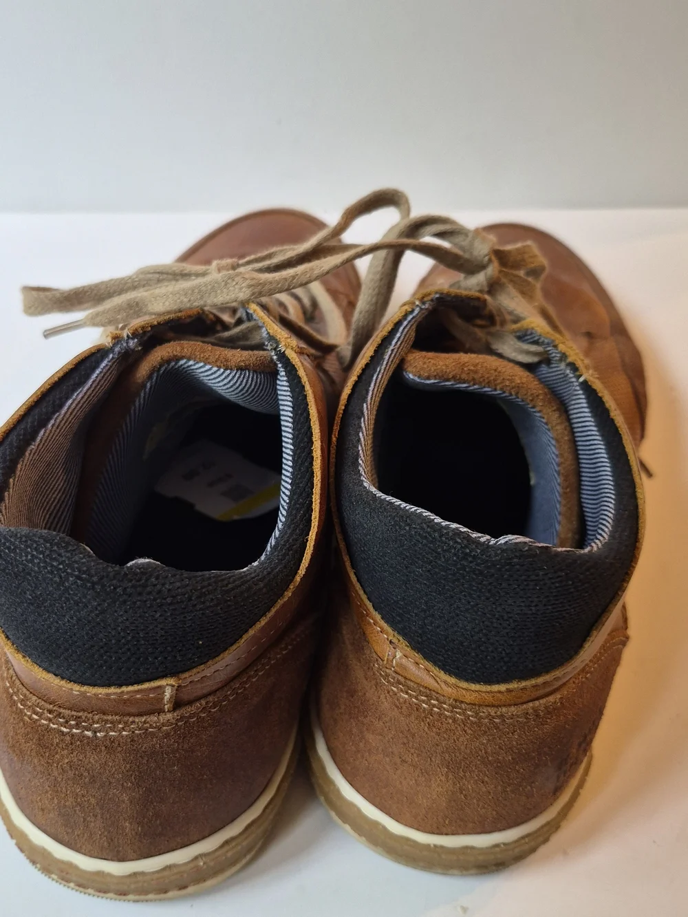 Men's Brown Leather Chukka Boots with Lace Closure